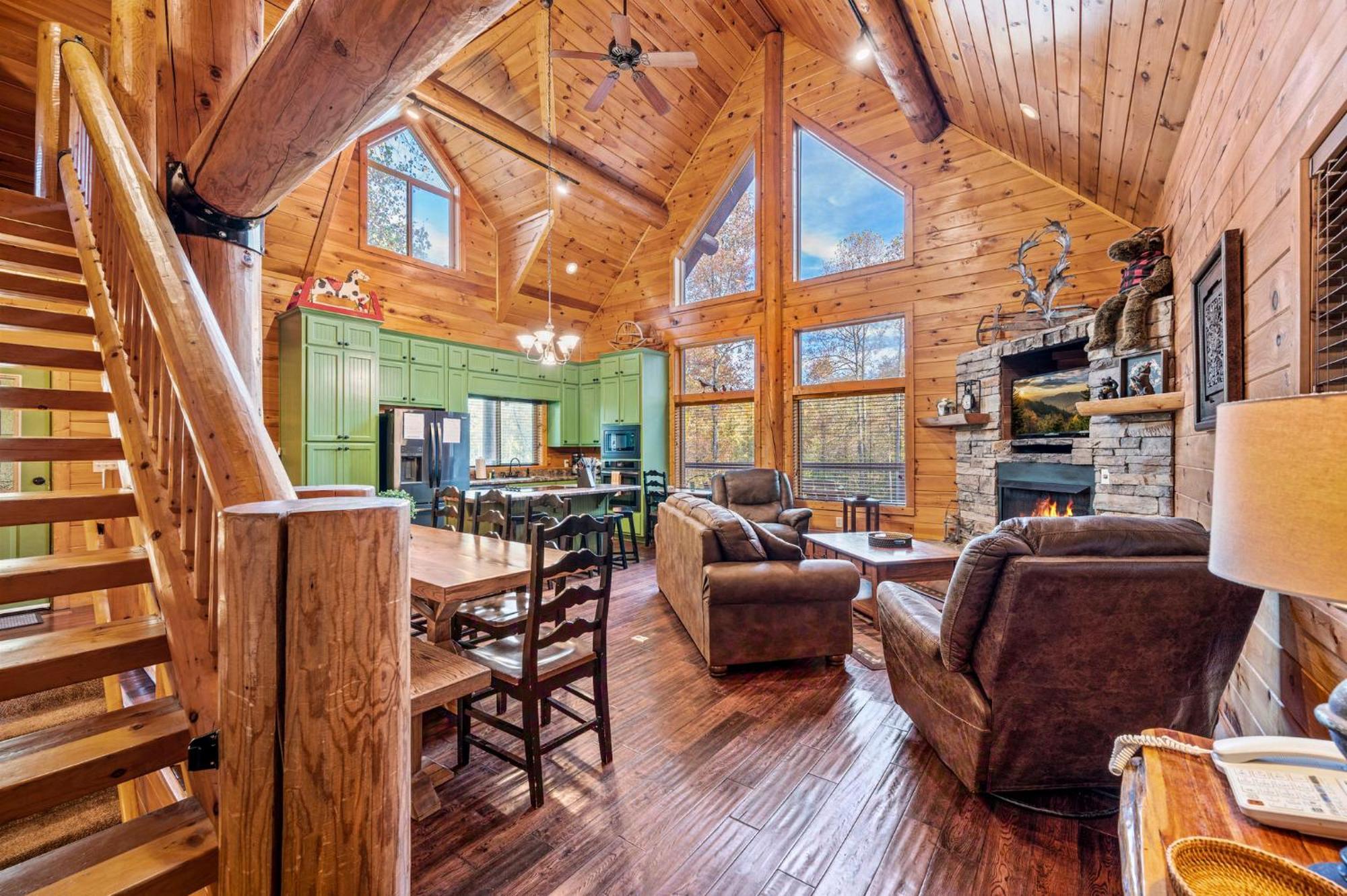 Relaxation Retreat - Pickleball Cabin - Wi-Fi, Fire Pit With Bar, Ev, Game Room, Hot Tub, Pool Access - Mins To Pf Sevierville Exterior foto